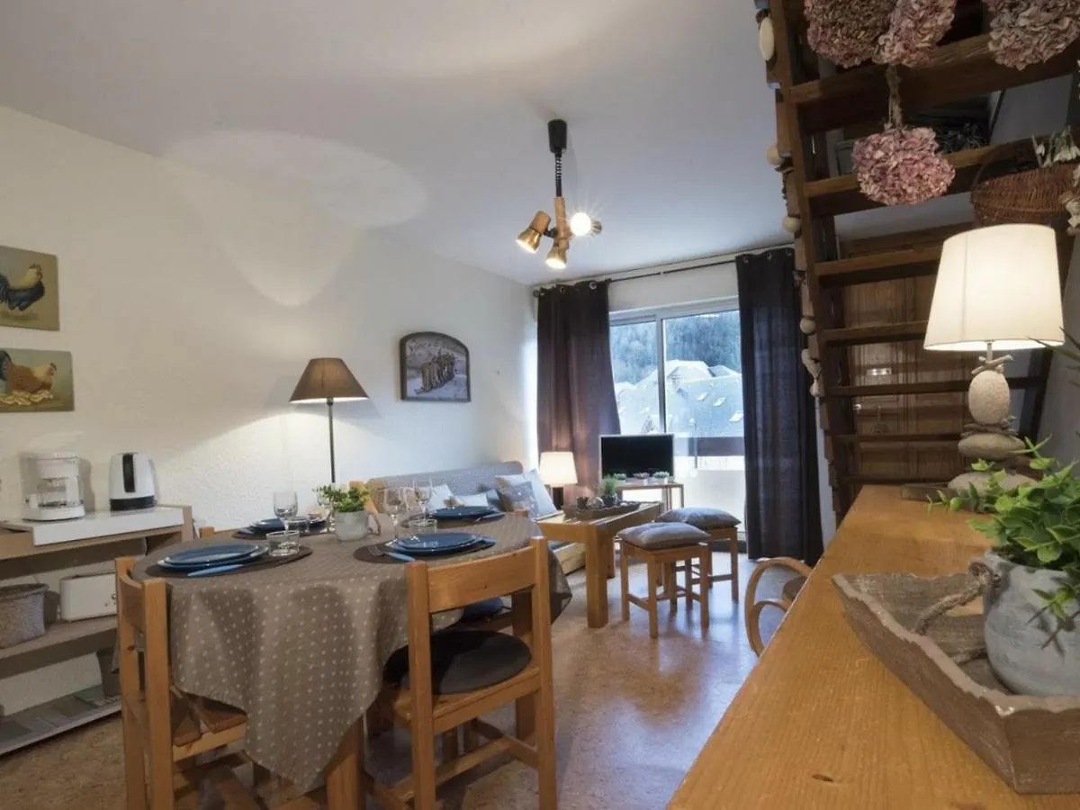 Appartement T3 Duplex, 4 Couchages, Balcon Sud, Proche Centre & Thermes, St Lary Village - Fr-1-296-182 Saint-Lary-Soulan 0*,